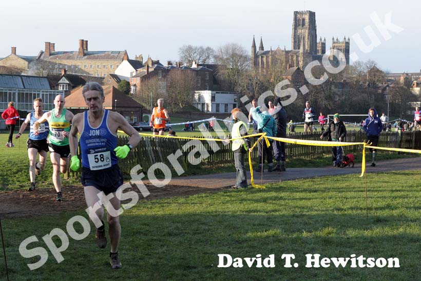Veterans 2013 Durham Cathedral Relays mens race.